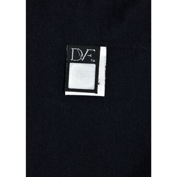 A8 Auth DIANE VON FURSTENBERG Zarita Navy Lace Scallop Neckline Dress Size 4 - Picture 6 of 7